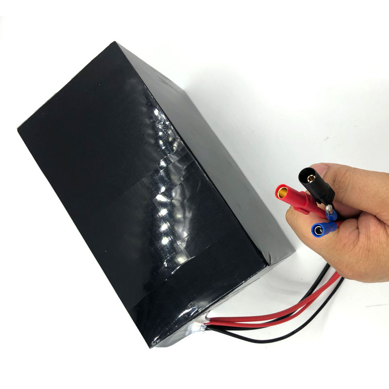 Lifepo4 batterie de moto électrique 72V 20Ah 30Ah 40Ah batterie au lithium-ion