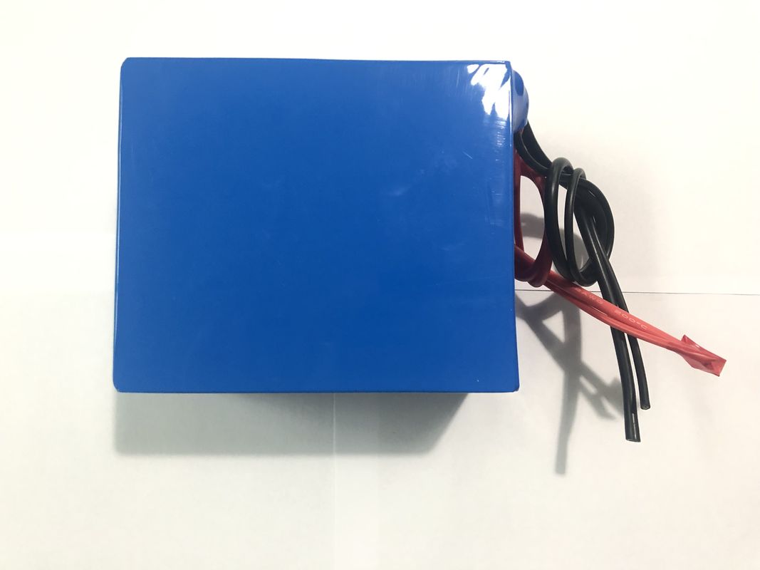 ODM 14,8 V 15A batterie au lithium-ion ternaire pour vélo électrique et moteur électrique