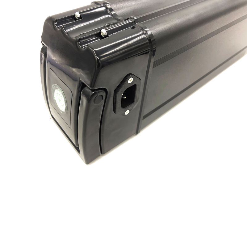 Batterie électrique rechargeable de type noir 1200W 60V 20Ah Batterie au lithium personnalisée