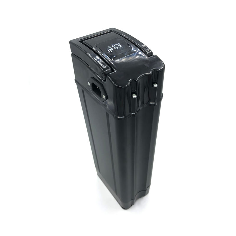 Batterie électrique rechargeable de type noir 1200W 60V 20Ah Batterie au lithium personnalisée