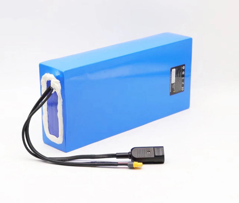 Batterie personnalisée 18650 21700 32700 12V 24V 36V 48V 60V 72V 6Ah 8Ah 10Ah 20Ah 30Ah 40Ah Batterie au lithium-ion