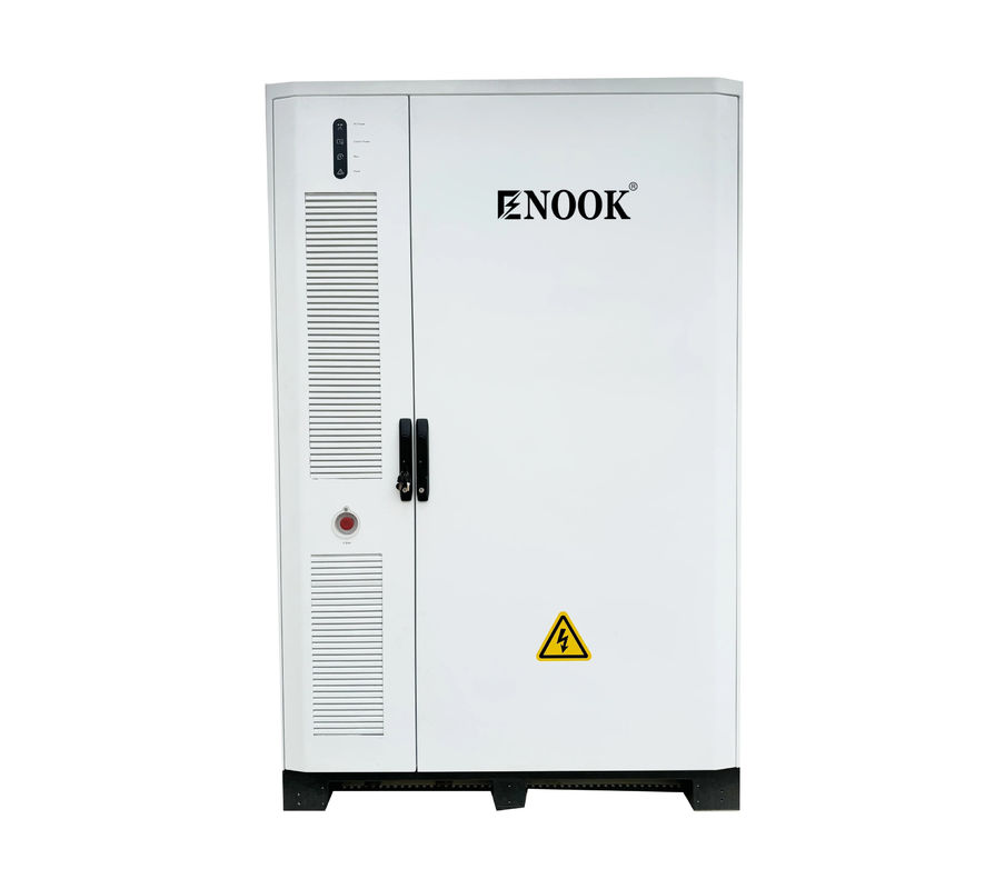 Système de stockage d'énergie solaire à 2800 kg d'altitude avec niveau de protection IP55 et interface RS485/CAN/LAN