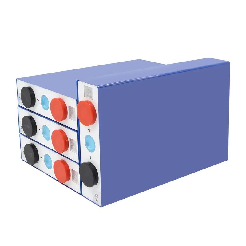 Taux de charge-décharge standard 105Ah 3,2 V Batterie Lifepo4 de catégorie A pour le stockage d'énergie des véhicules électriques