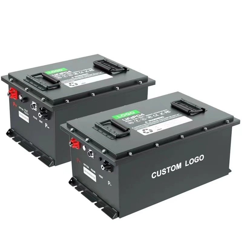 36V 48V 72V 96V 100Ah 200Ah 300Ah LiFePO4 Batterie de panier de golf avec 150A de décharge continue